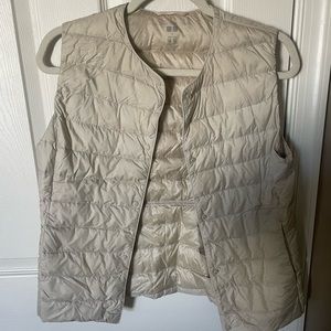 UNIQLO lightweight vest